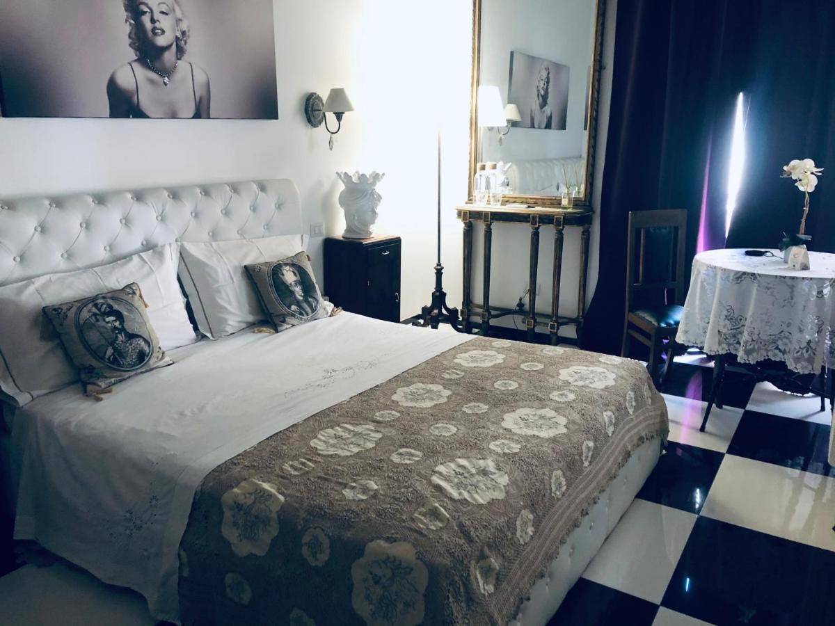 B&B Dell'Orologio Acquaviva delle Fonti Bagian luar foto