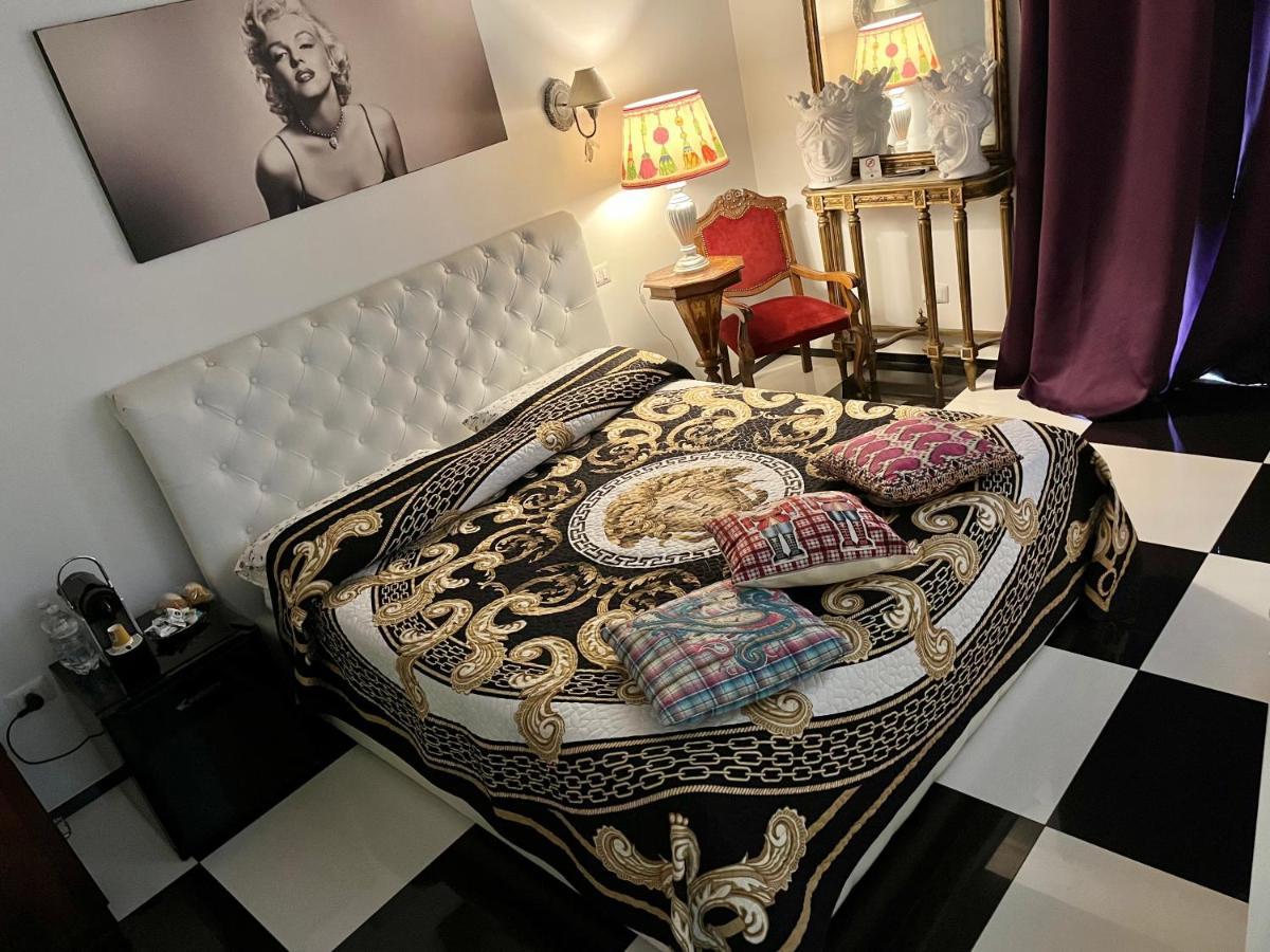 B&B Dell'Orologio Acquaviva delle Fonti Bagian luar foto